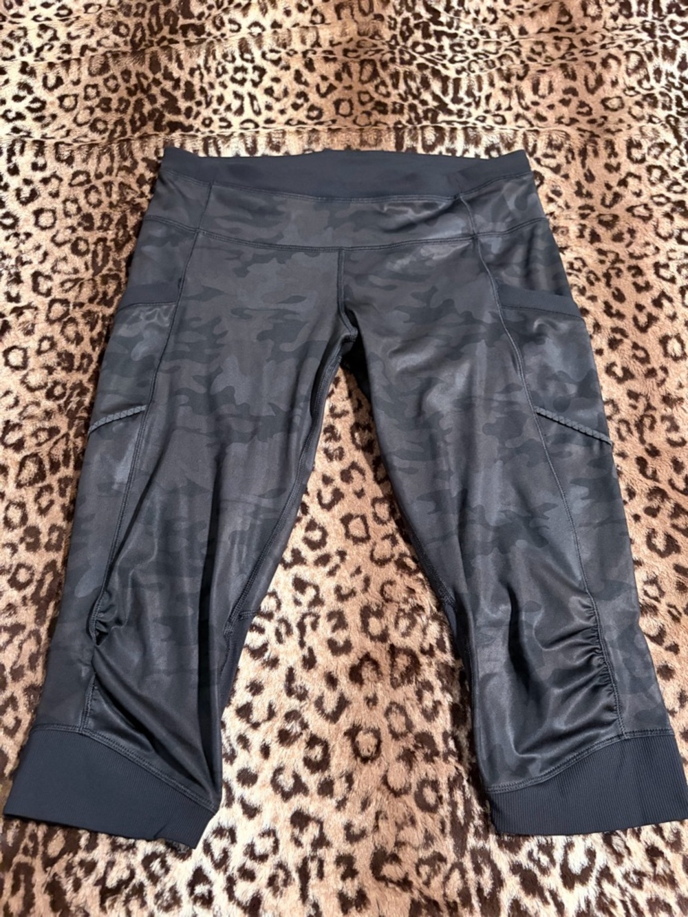 Black & Grey Lululemon Camo Capri Leggings